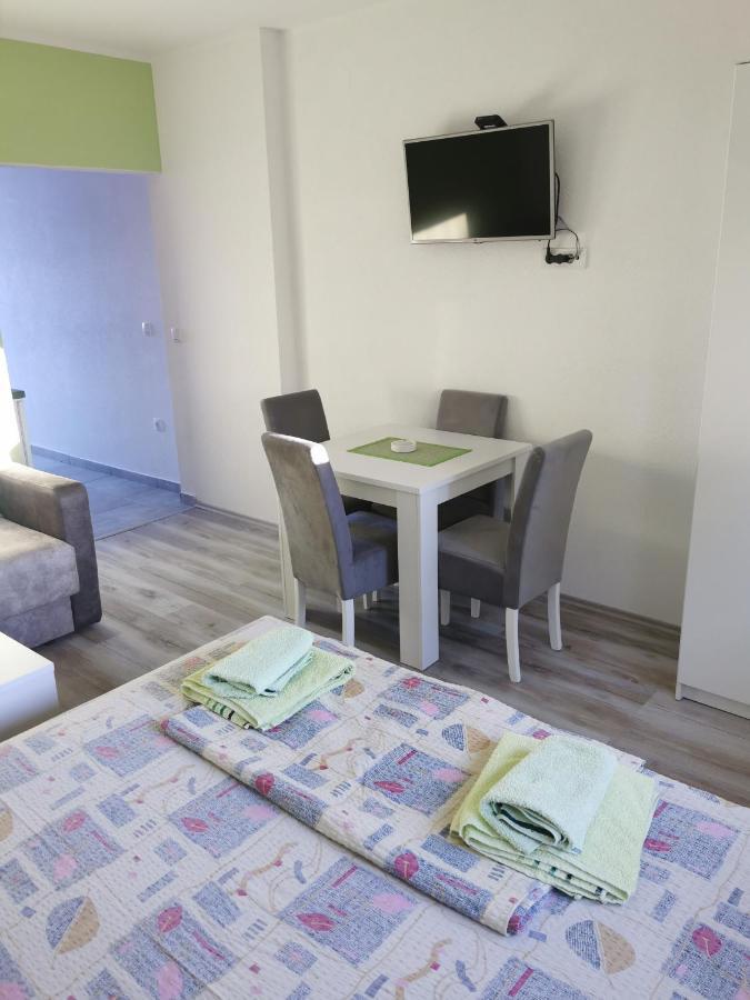 Apartmani Manila, Vauceri, Terme-Popust, Akva Park-Popust, Garazno Mesto Врнячка-Баня Екстер'єр фото