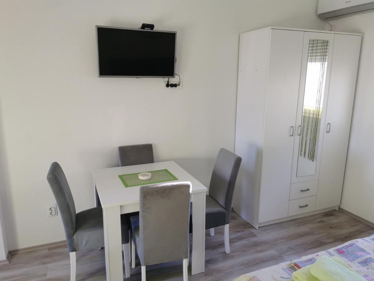 Apartmani Manila, Vauceri, Terme-Popust, Akva Park-Popust, Garazno Mesto Врнячка-Баня Екстер'єр фото